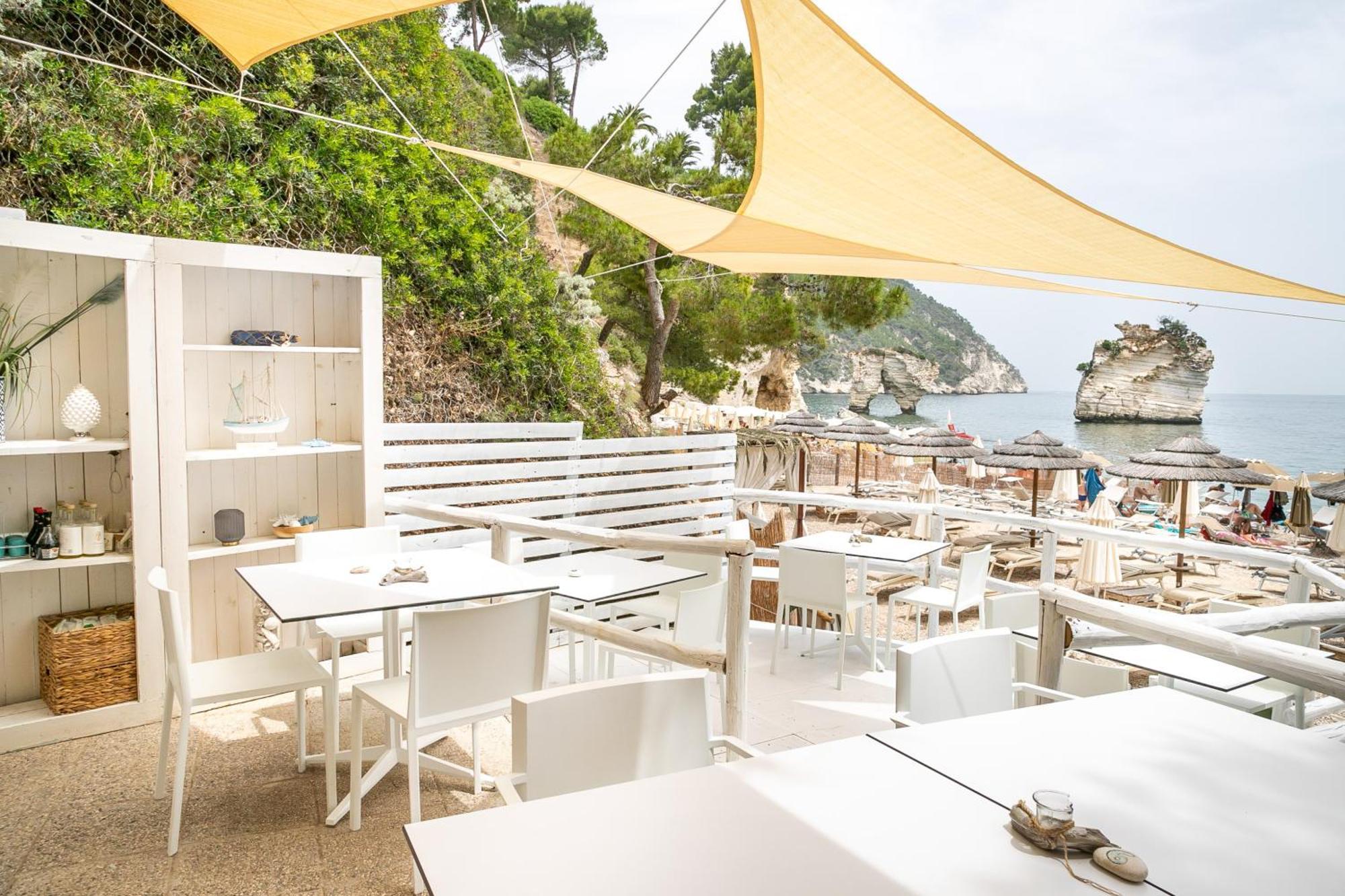 Hotel Ah Premium Baia Dei Faraglioni Mattinata Exterior foto