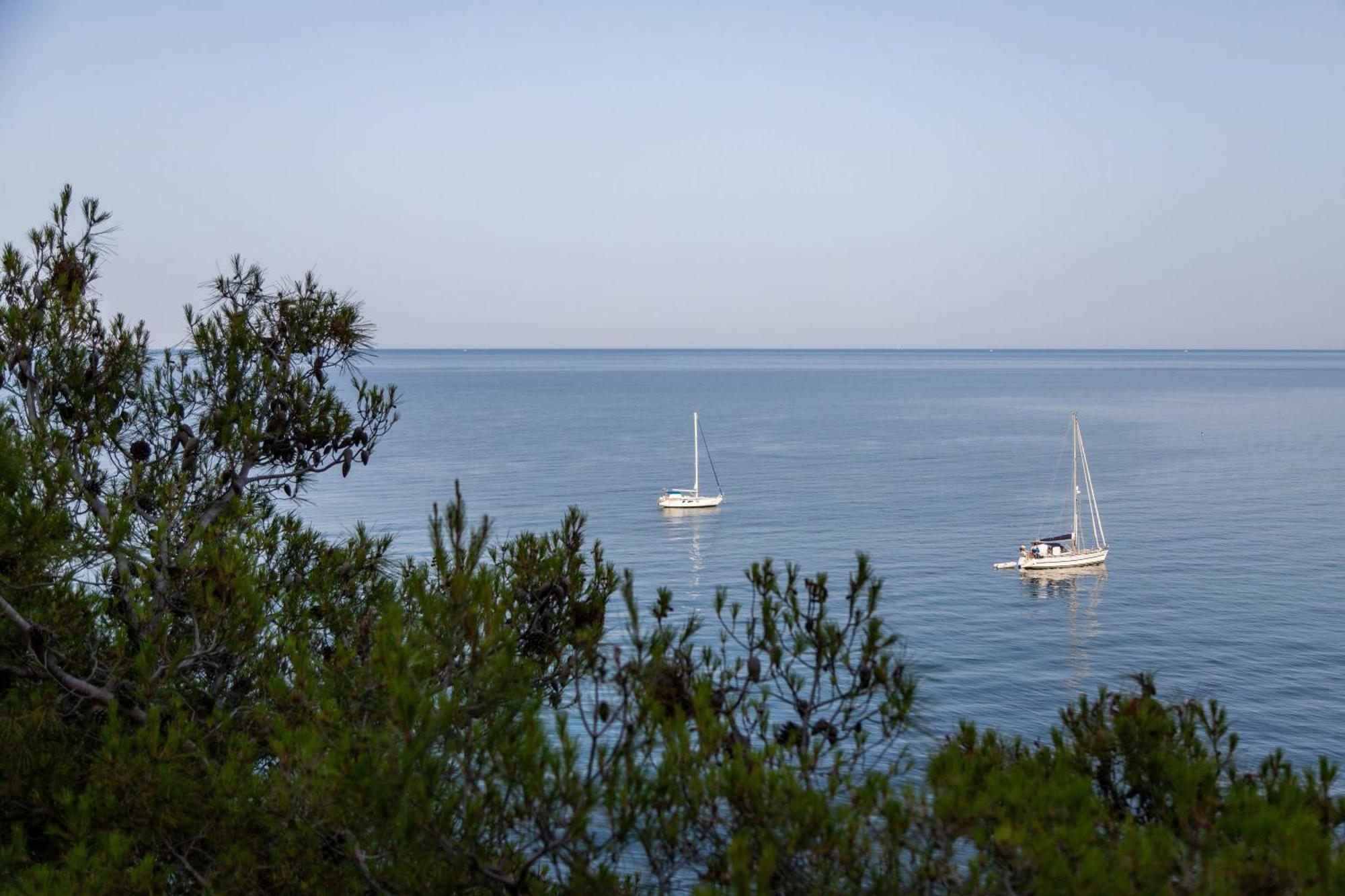 Hotel Ah Premium Baia Dei Faraglioni Mattinata Exterior foto
